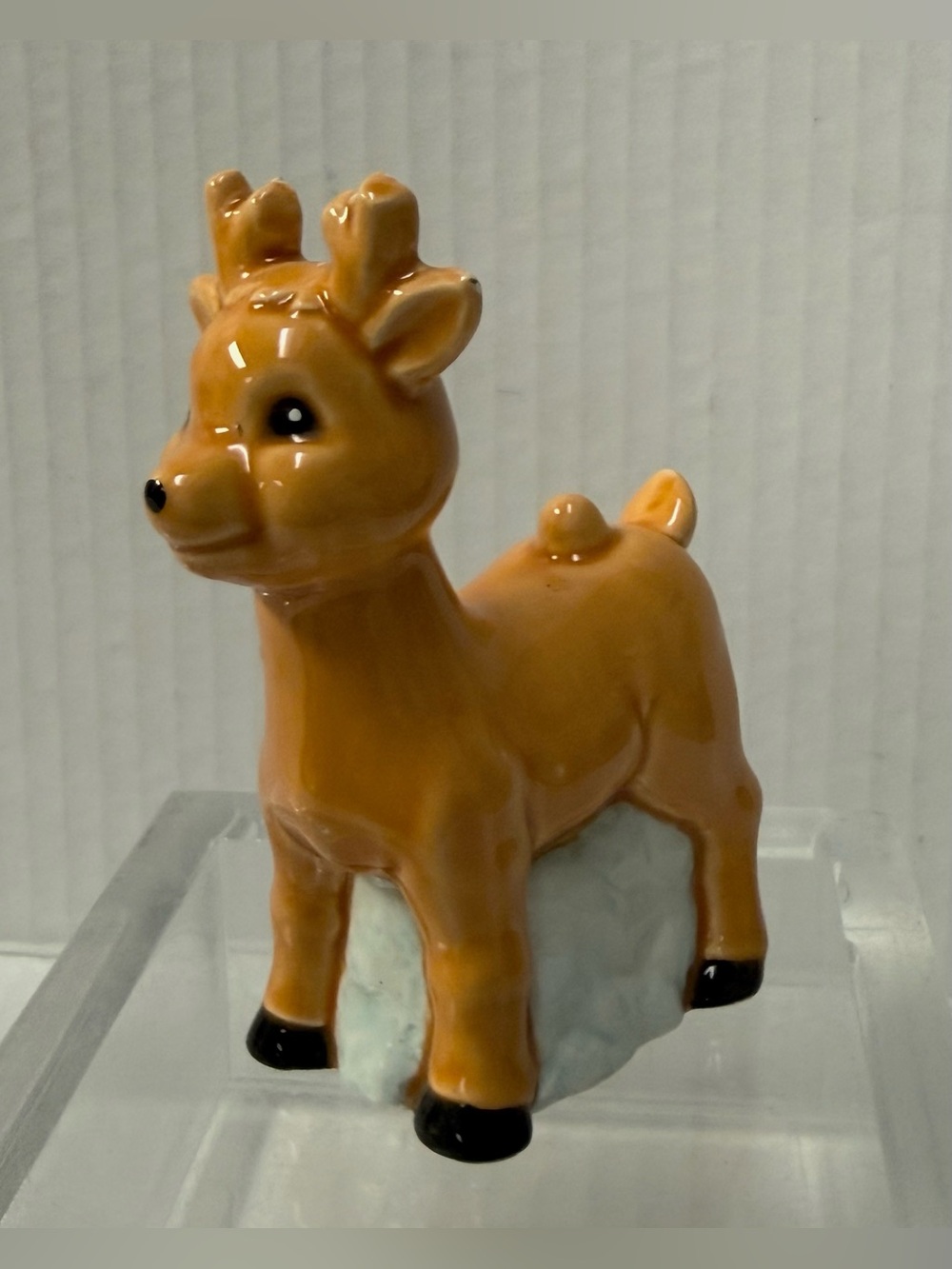 Vintage Mid Century Ceramic Deer Reindeer Salt Pepper Shaker Figurine Kitsch